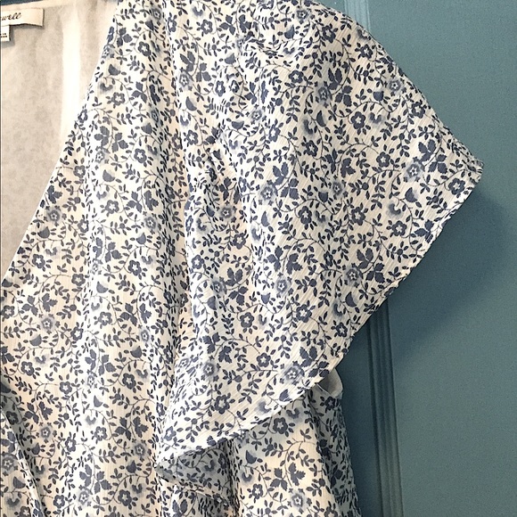 Madewell Wedgewood Blue/Egg Shell Floral Blouse - Picture 7 of 16